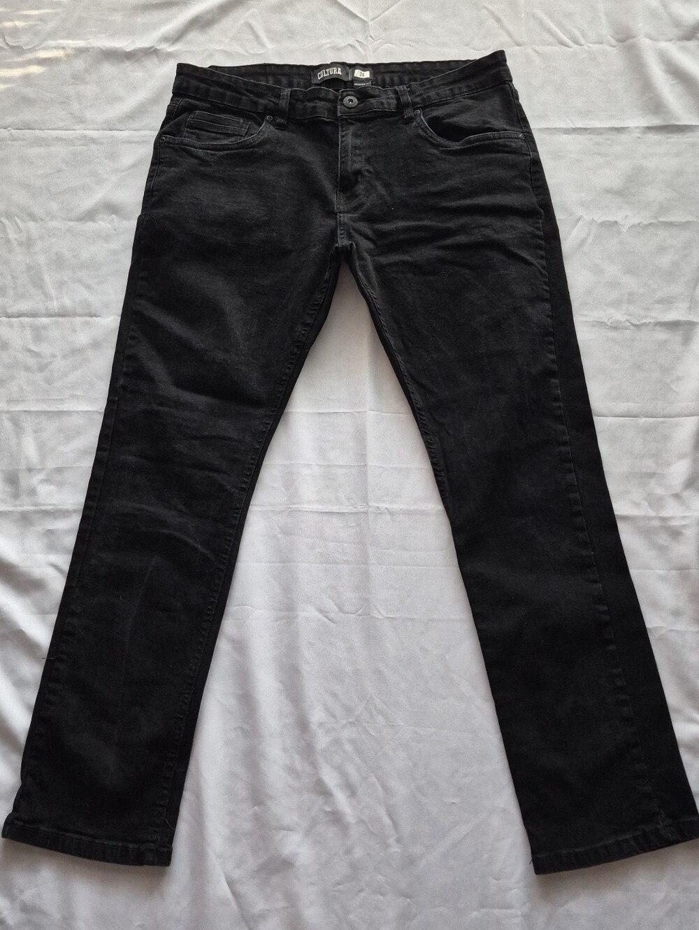 Classic Black Men's Jeans -Straight Slim Fit